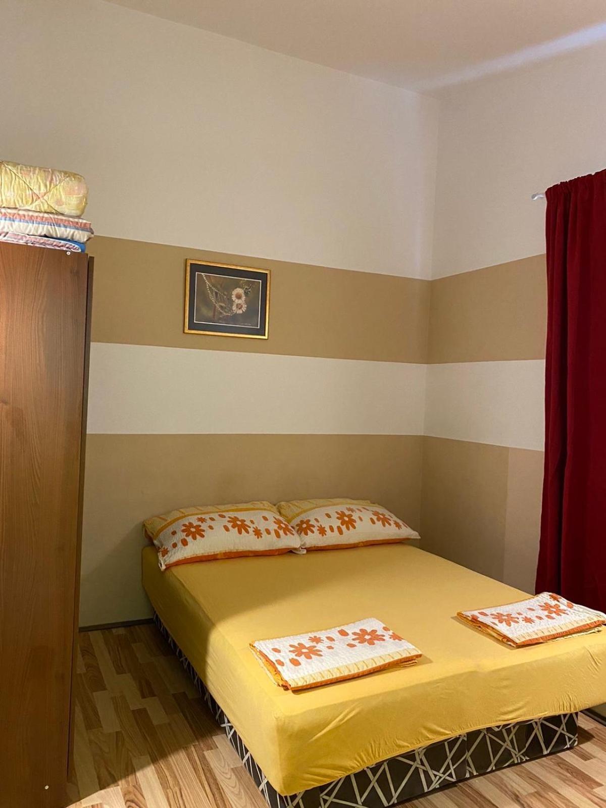 Apartments Vila Kurtagic Dobra Voda Luaran gambar